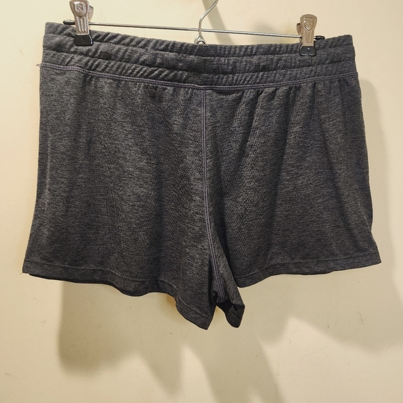 90 Degrees Gray women's Athletic Shorts size M - Picture 8 of 9